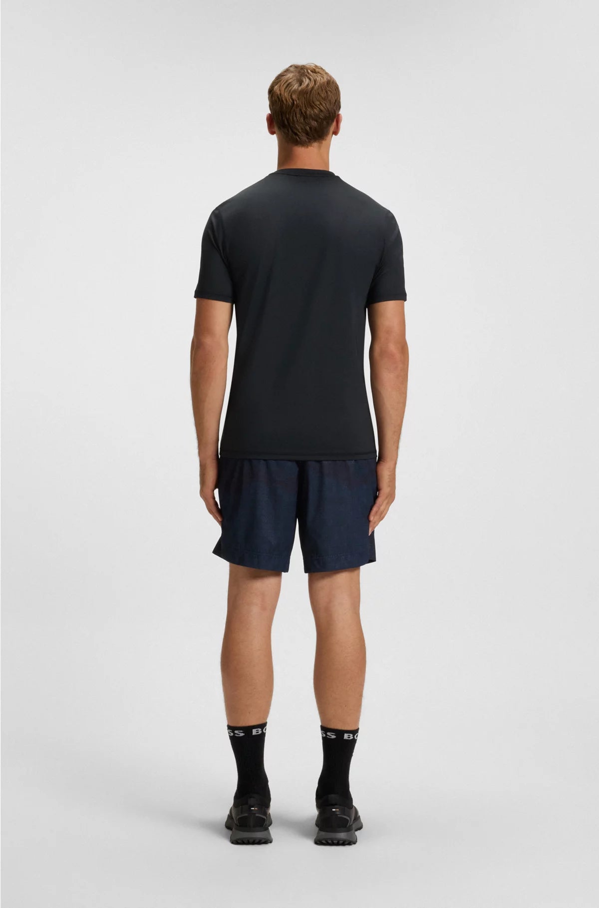 ACTIVE SLIM-FIT T-SHIRT WITH MOISTURE MANAGEMENT