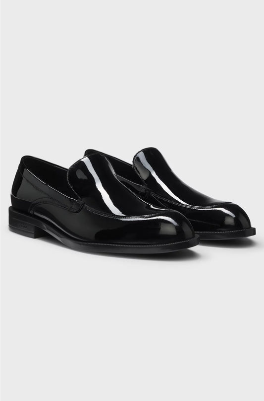 LOAFERS IN PATENT LEATHER